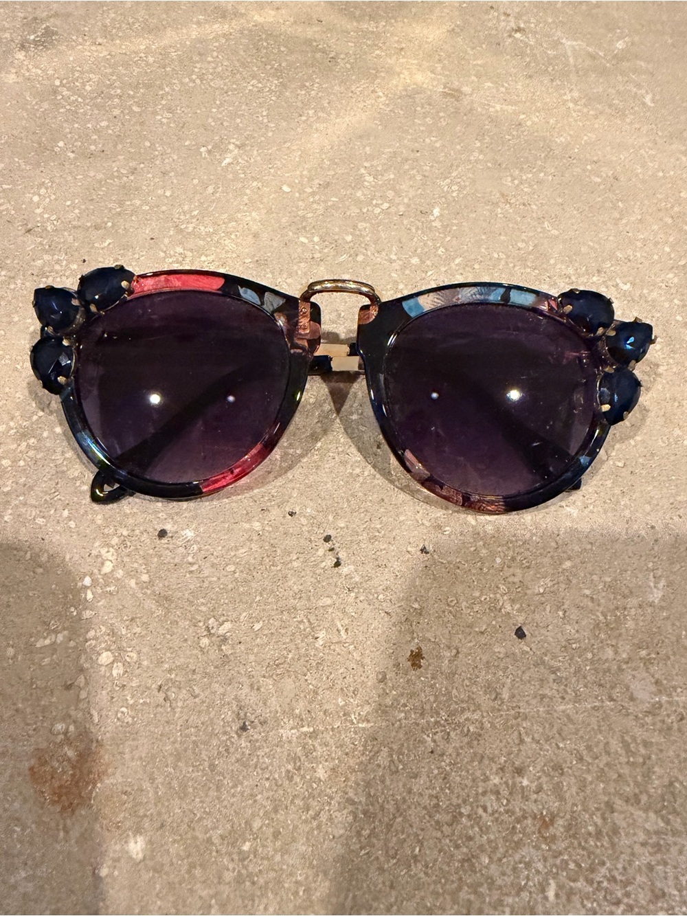 Embellished Round Sunglasses with Multicolor Frame